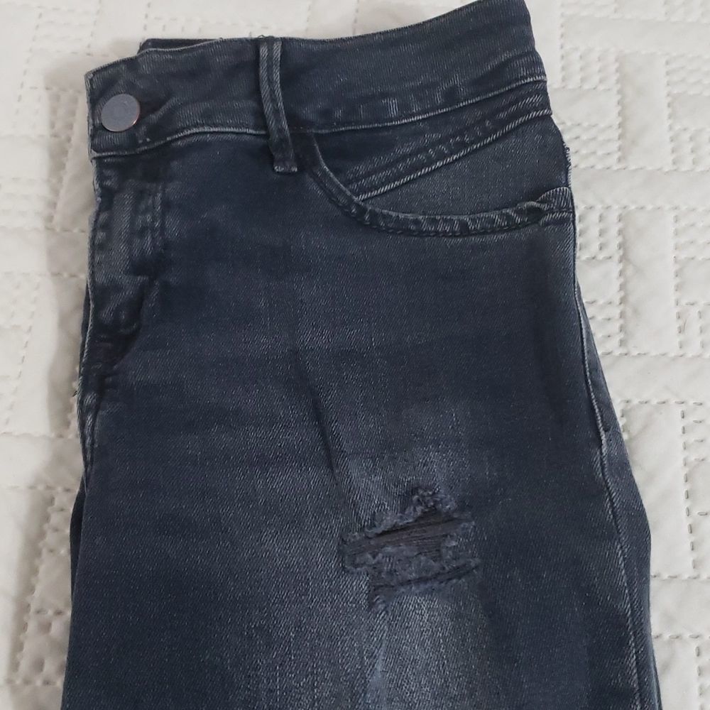 Zara. Basic Denim. Raw Hem Mid -Rise Distressed, … - image 2